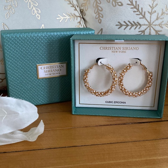 Christian Siriano Pavé-Style Hoop Earrings, Gold & Cubic Zirconia - Picture 4 of 14